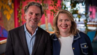 Ralph Eradus, operationeel directeur, en Eva Sack-Fopma, HR-directeur EW Facility Services 